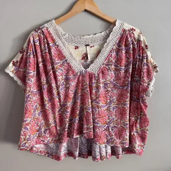 Free People Boho Cropped V Neck Top Leilani Floral Crochet Trim Blouse Medium - Picture 2 of 5